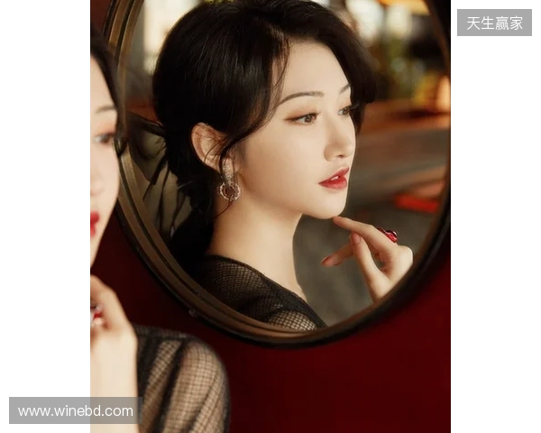 本赛季最佳裁判、最佳助理裁判评选出炉!马宁:祝贺大家 本赛季最佳裁判、最佳助理裁判评选出炉!马宁:祝贺大家