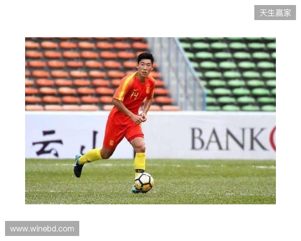 马德兴:U17国足2-0乌兹别克斯坦队,赵松源和张伯霖各入一球 马德兴:U17国足2-0乌兹别克斯坦队,赵松源和张伯霖各入一球