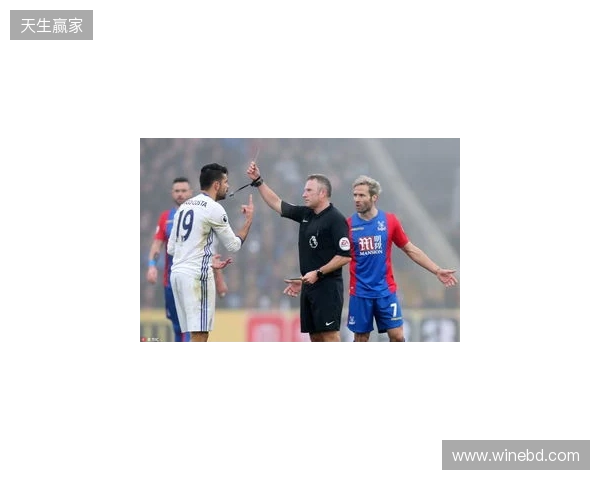 前白堡球员:当年刻意吃黄牌被停赛,这样就能多见见女友了 前白堡球员:当年刻意吃黄牌被停赛,这样就能多见见女友了